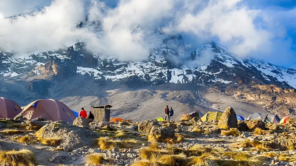 Lev ut drømmen om å gå i høydene på Mount Kilimanjaro