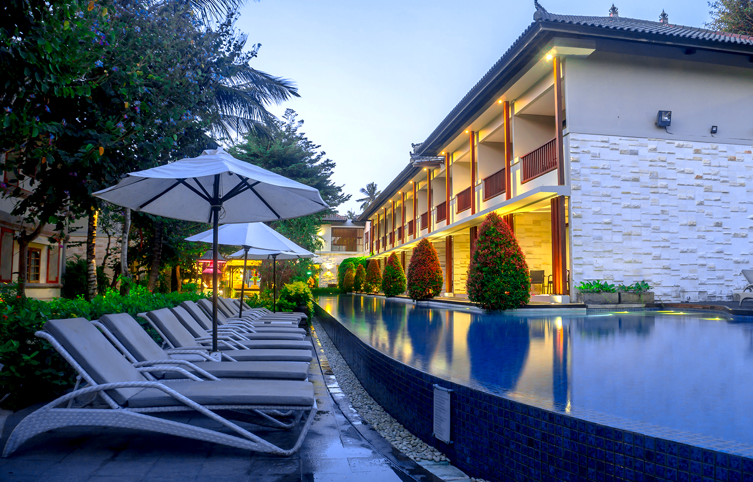 Grand Whiz Hotel Nusa Dua | BENNS er Bali ekspert