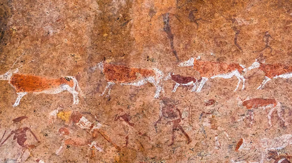 Se de forhistoriske klippemaleriene og steininngraveringene i Namibia
